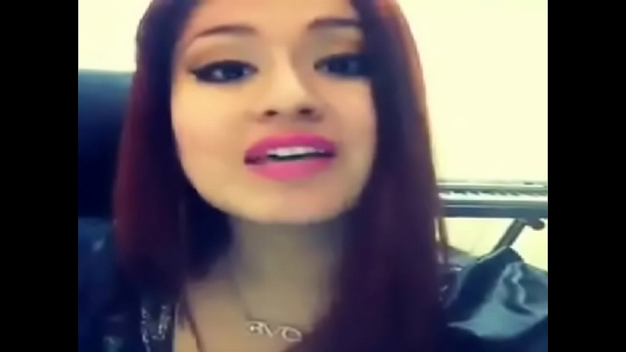 Yo Grabando Un Video.