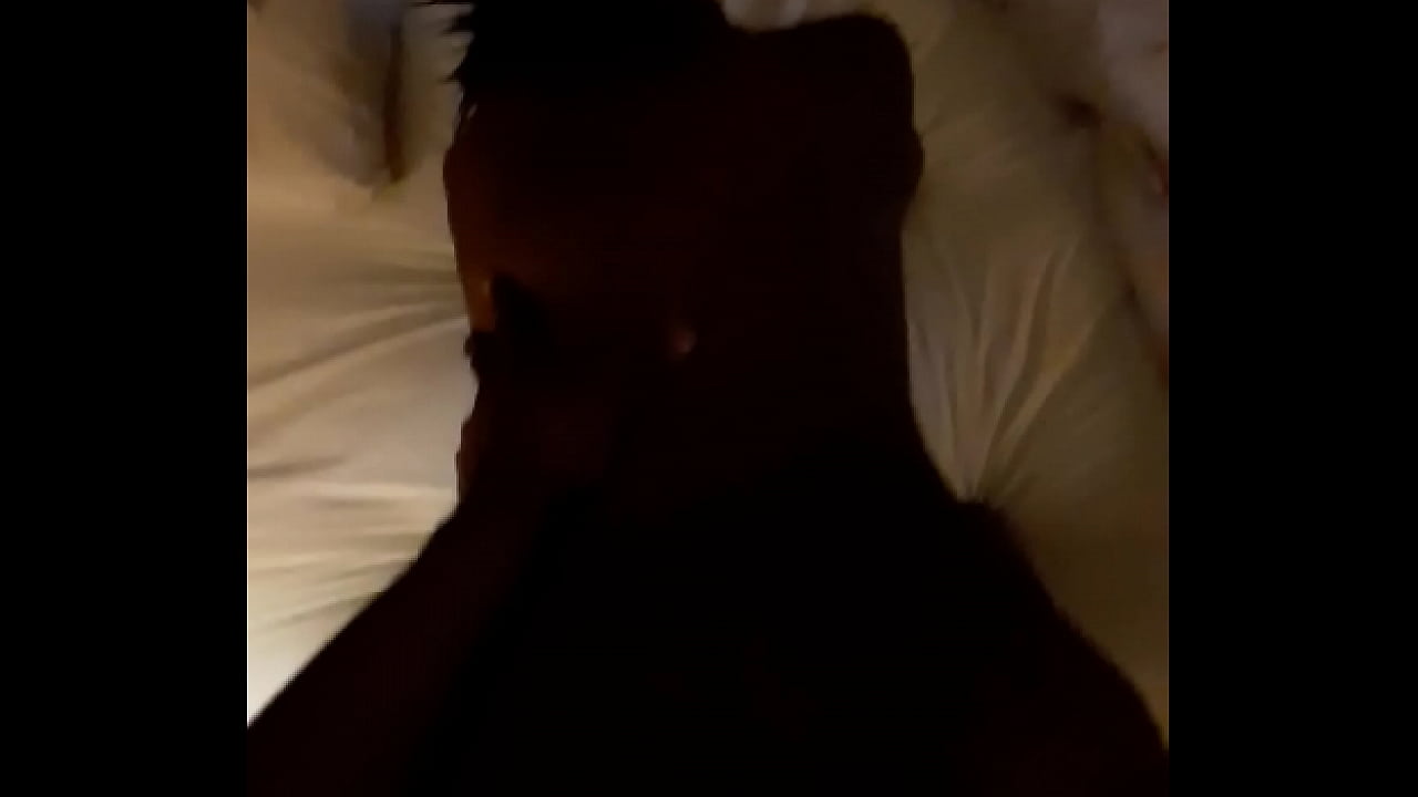 Slim backseat with pussy talking