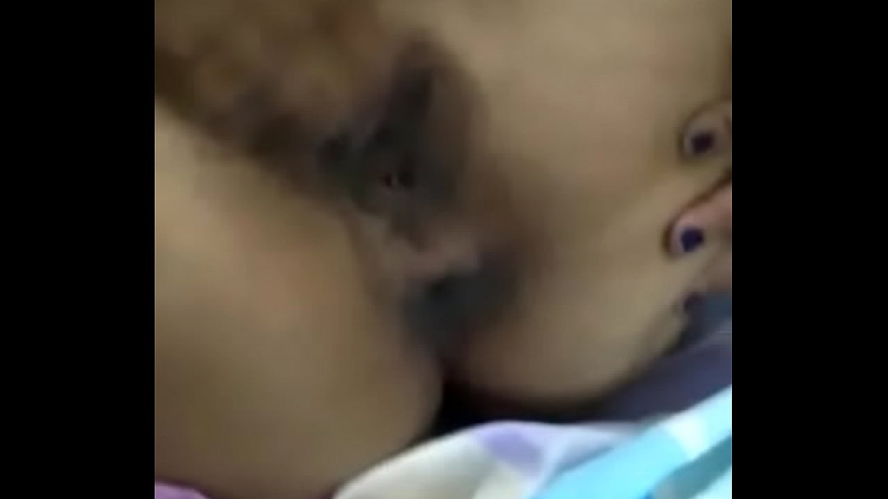 mis dedos por delante y detr&aacute;s