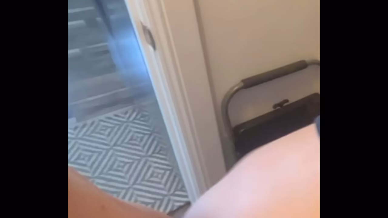 COMPLETE GIRLFRIEND EXPERIENCE: Parents House Pantry Petite Latina Aubry Babcock vol.40