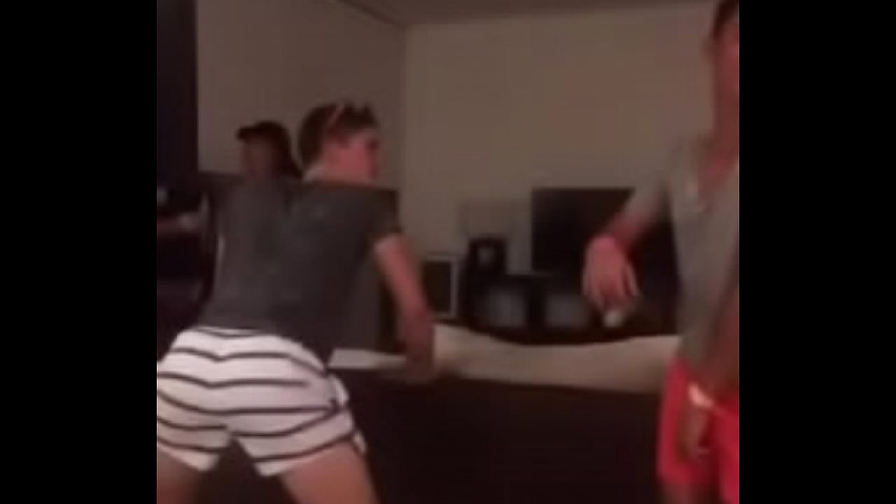Sexy Guy Twerking