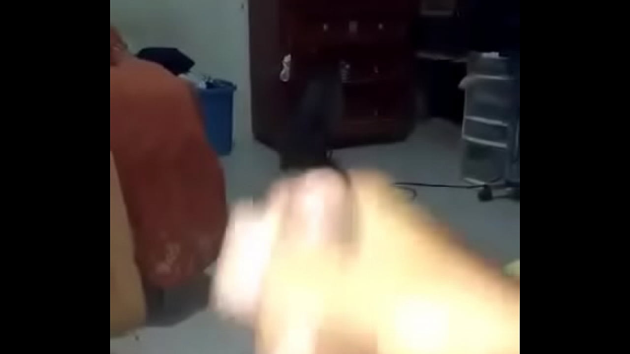 Otra vez el chavito ense&ntilde;andome el cuerpo