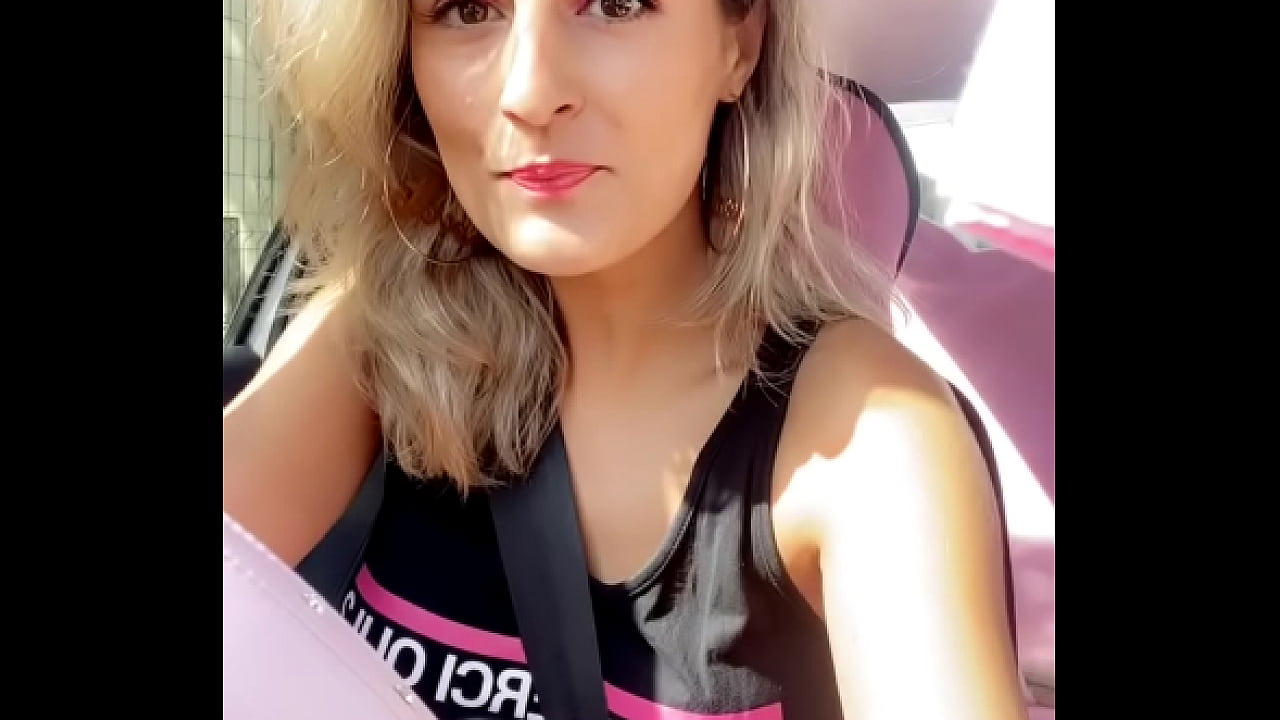 D&eacute;part pour une vid&eacute;o hot en ext&eacute;rieur