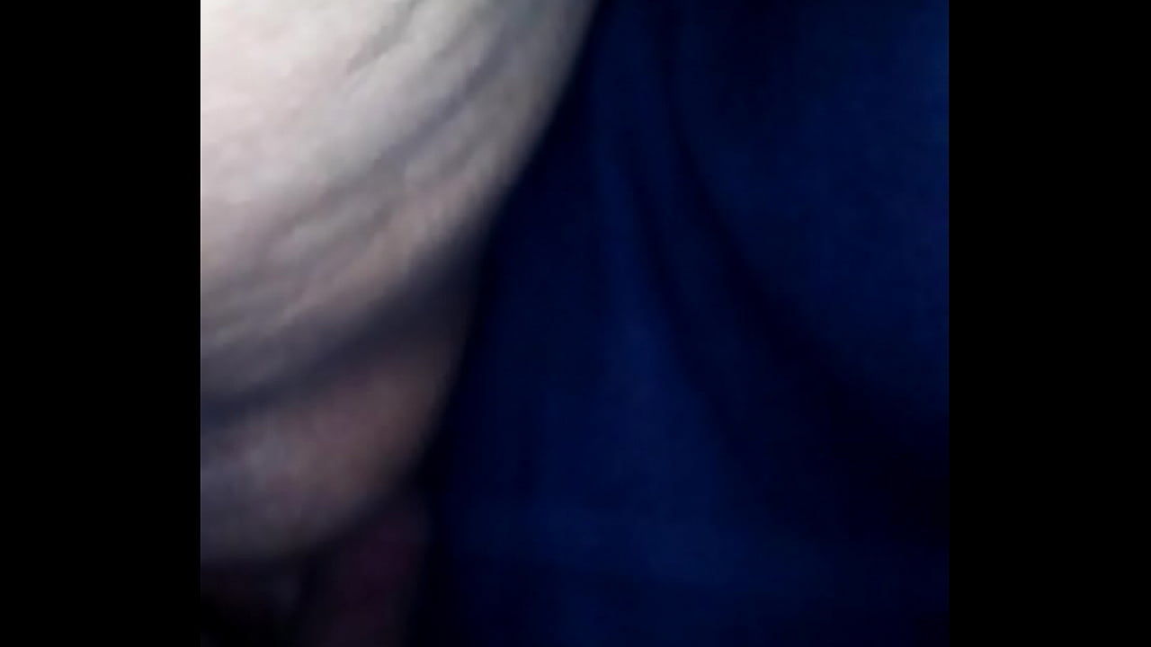 Display pide en tanga por el culo