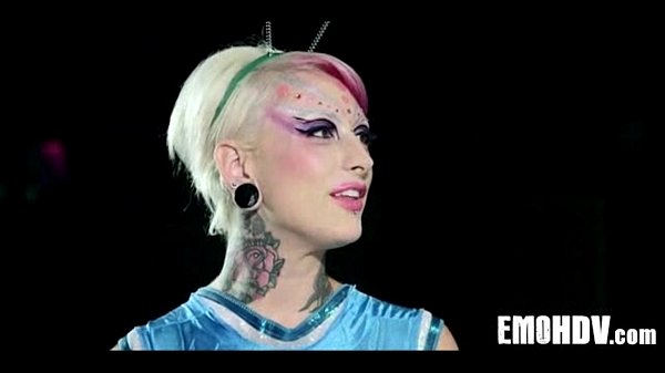 Emo slut with tattoos 0980