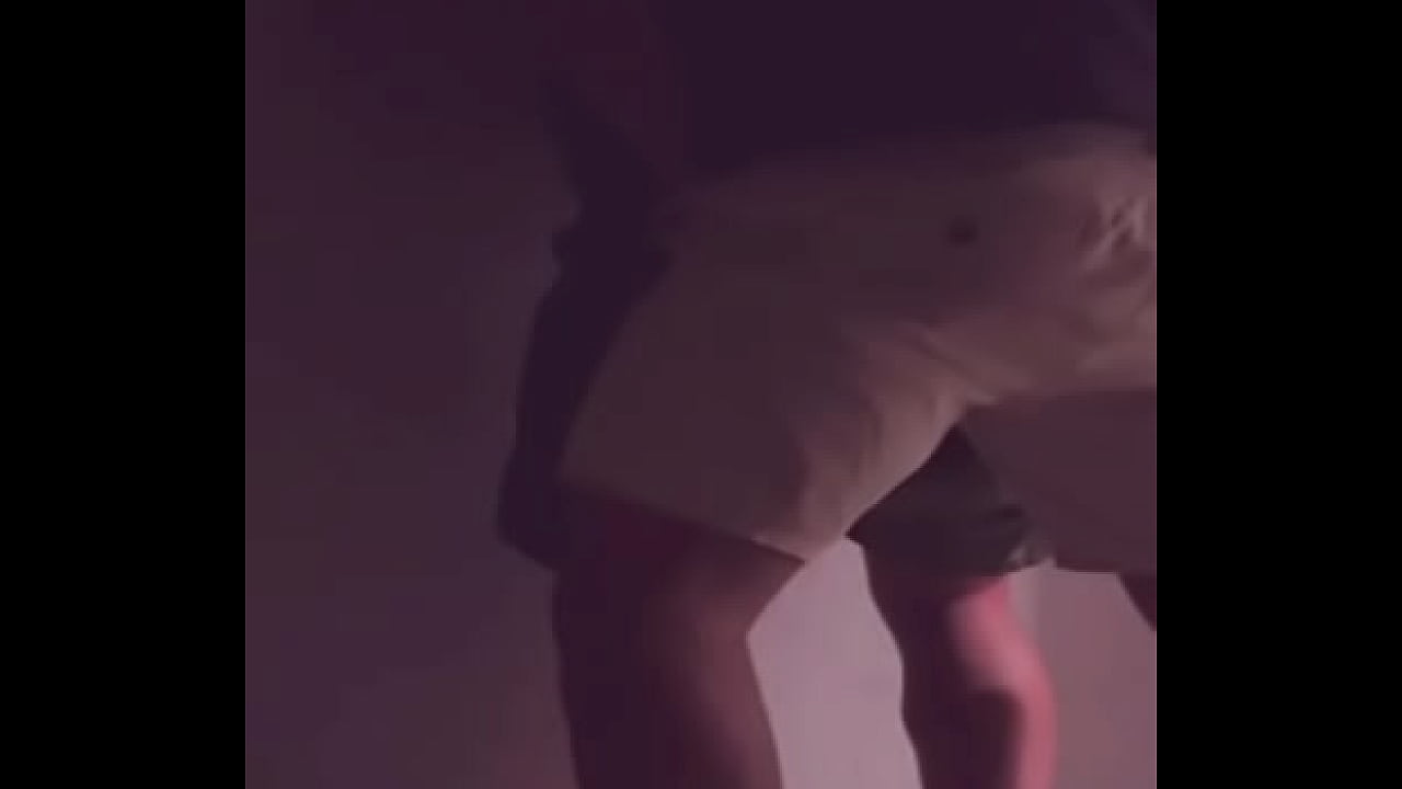 Me como al compa&ntilde;ero de la clase hetero atletico de la universidad despues de estudiar matematicas