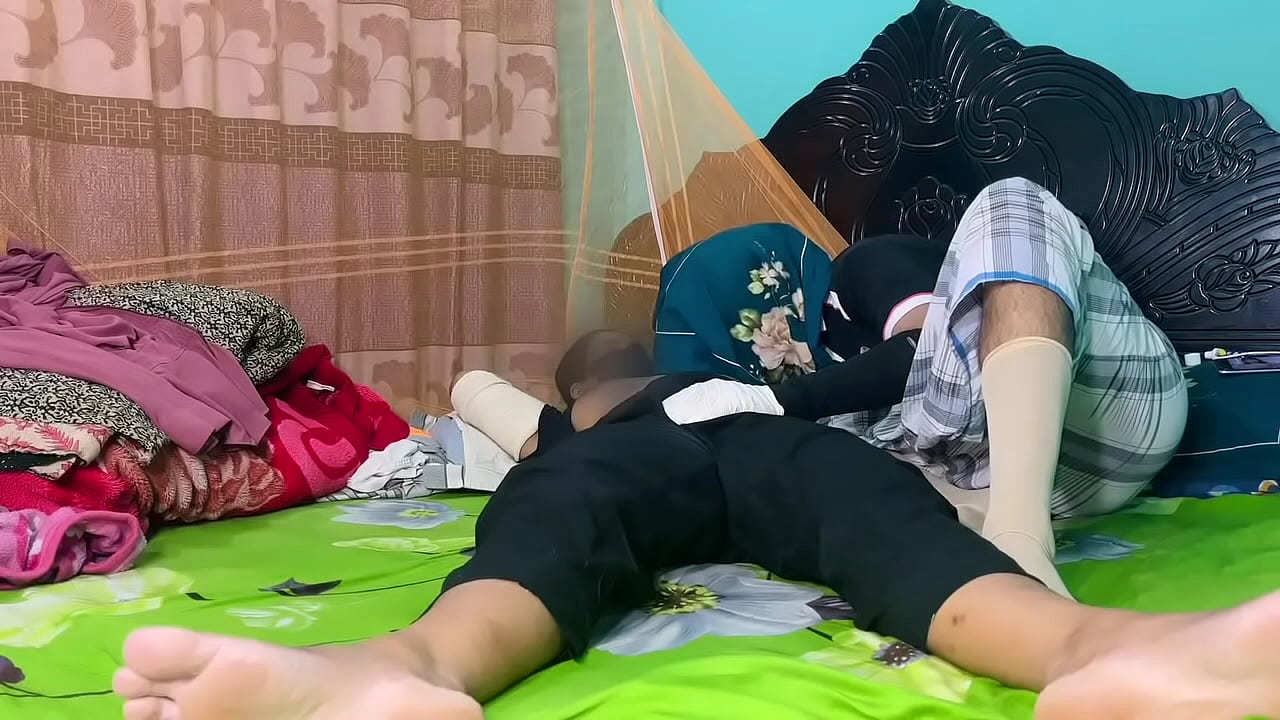 Bangladeshi Girlfriend boyfriend Hotel room Big Dick reverse cowgirl sex