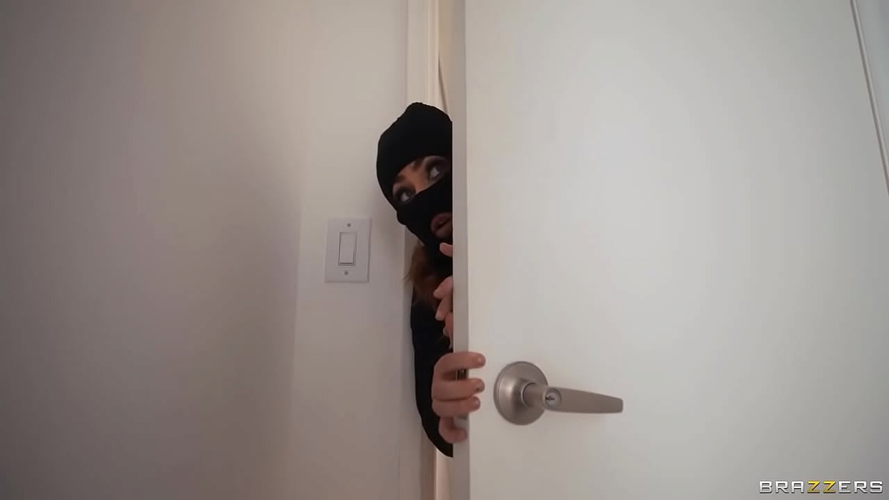 Ski Mask Slut / Brazzers/ Enter XVPROMO