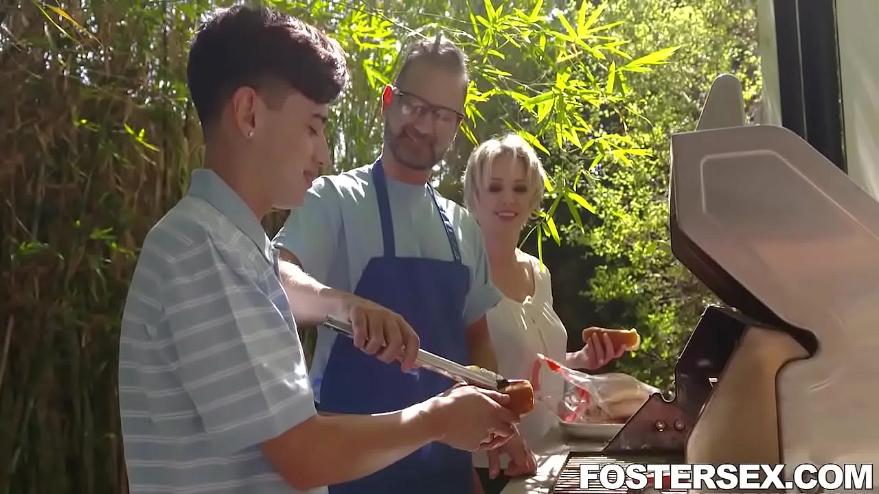 Fill my pussy with your cum - Dee Williams