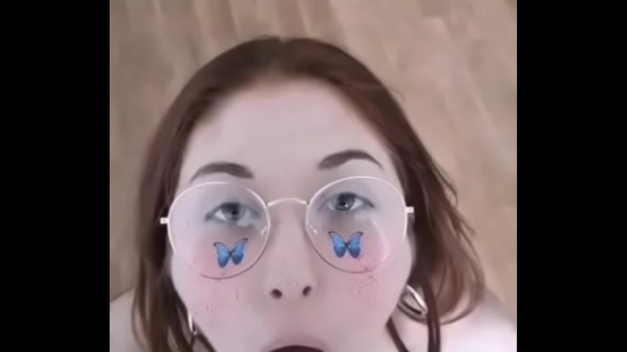 1&egrave;re fois qu&rsquo;elle suce une queue pour son mec &ndash; Trish Collins s..