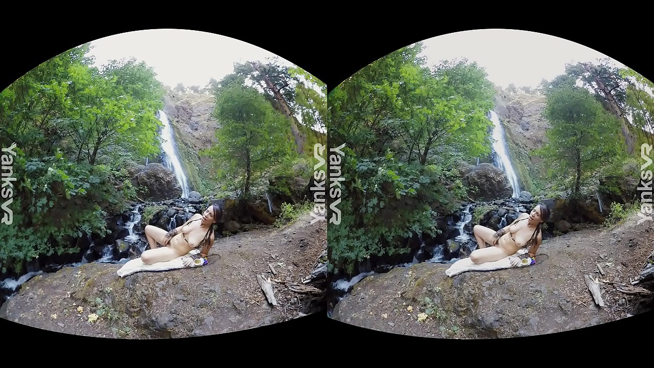 Watch sexy amateur MILF from Yanks Tasty Luscious punish her clit is fun in and of itself in this amazing 3D VR video