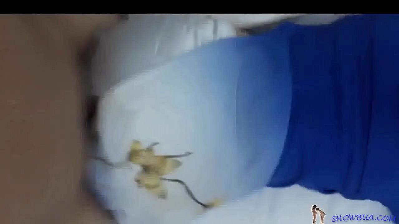 Xoạc nữ sinh &aacute;o d&agrave;i ph&ecirc; vl