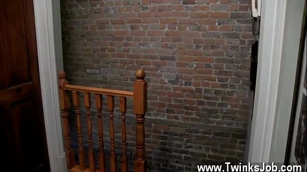 Gay jocks Twink host Stuart knows how to keep his guests happy,