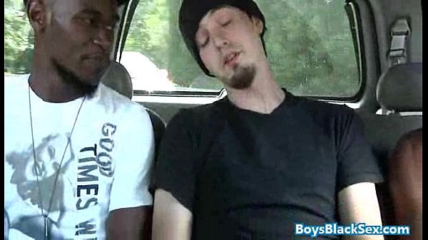 Black Muscled Dude Fucks Gay Skinny White Boy Bareback Style 01