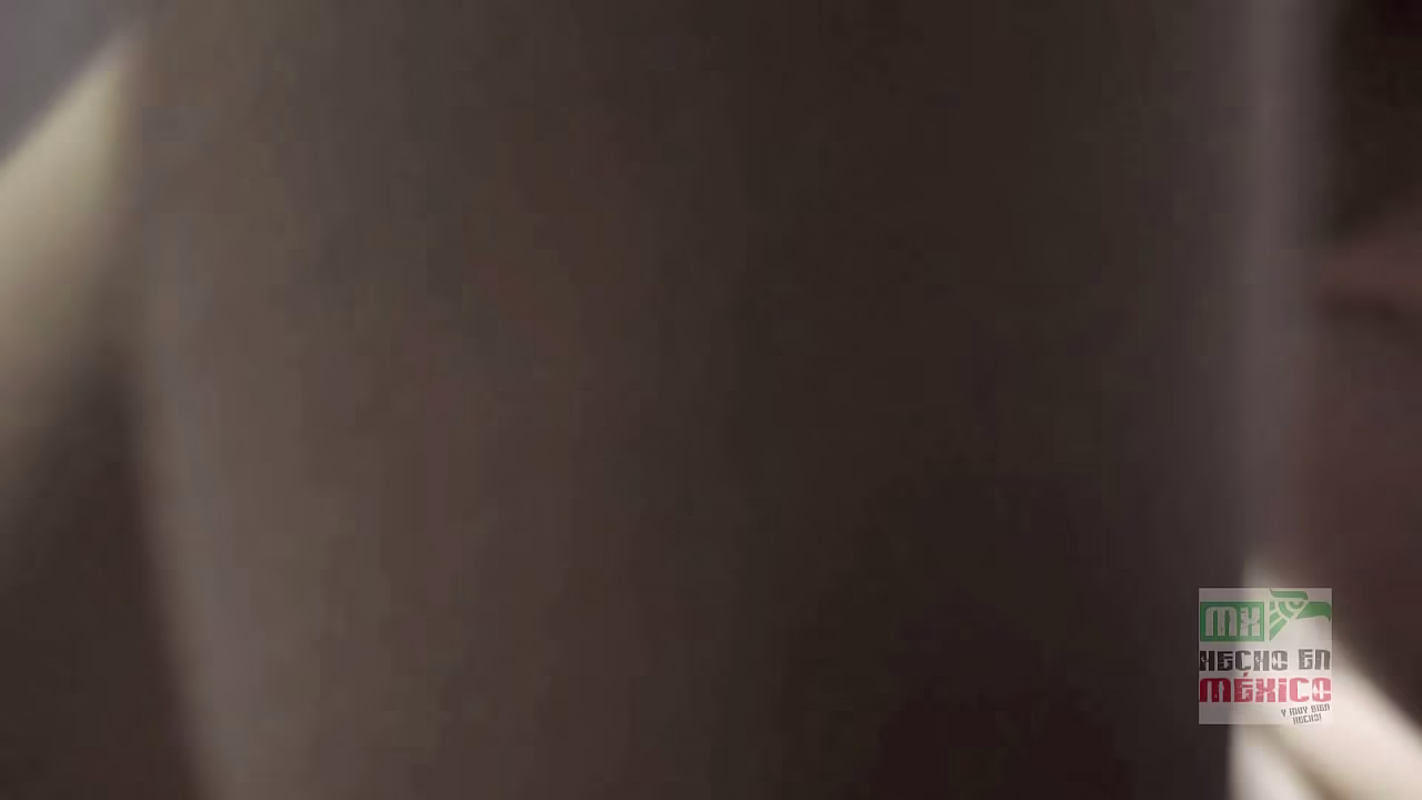 Me encanta hacer patitos con este co&ntilde;o y sus jugos de princesa, squirteen machine