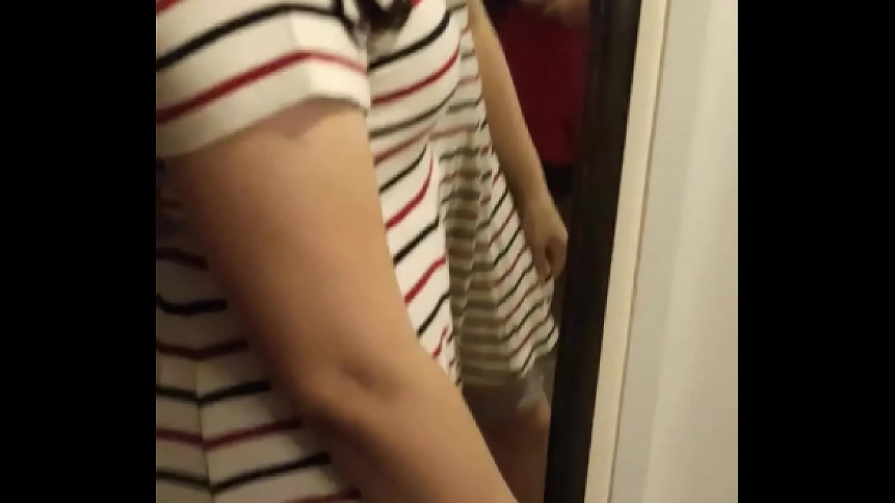 Kaliweteng Pinay Nagpatira sa Labas ng Kwarto