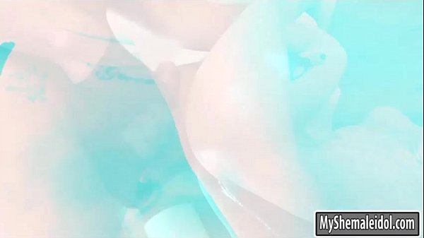 Busty TS Geovanna Oliveira slides her dick in dudes anus