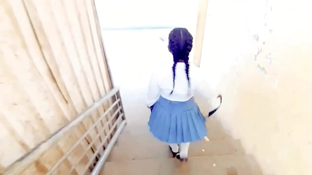 SEXO POR DINERO REAL EN LA ESCUELA