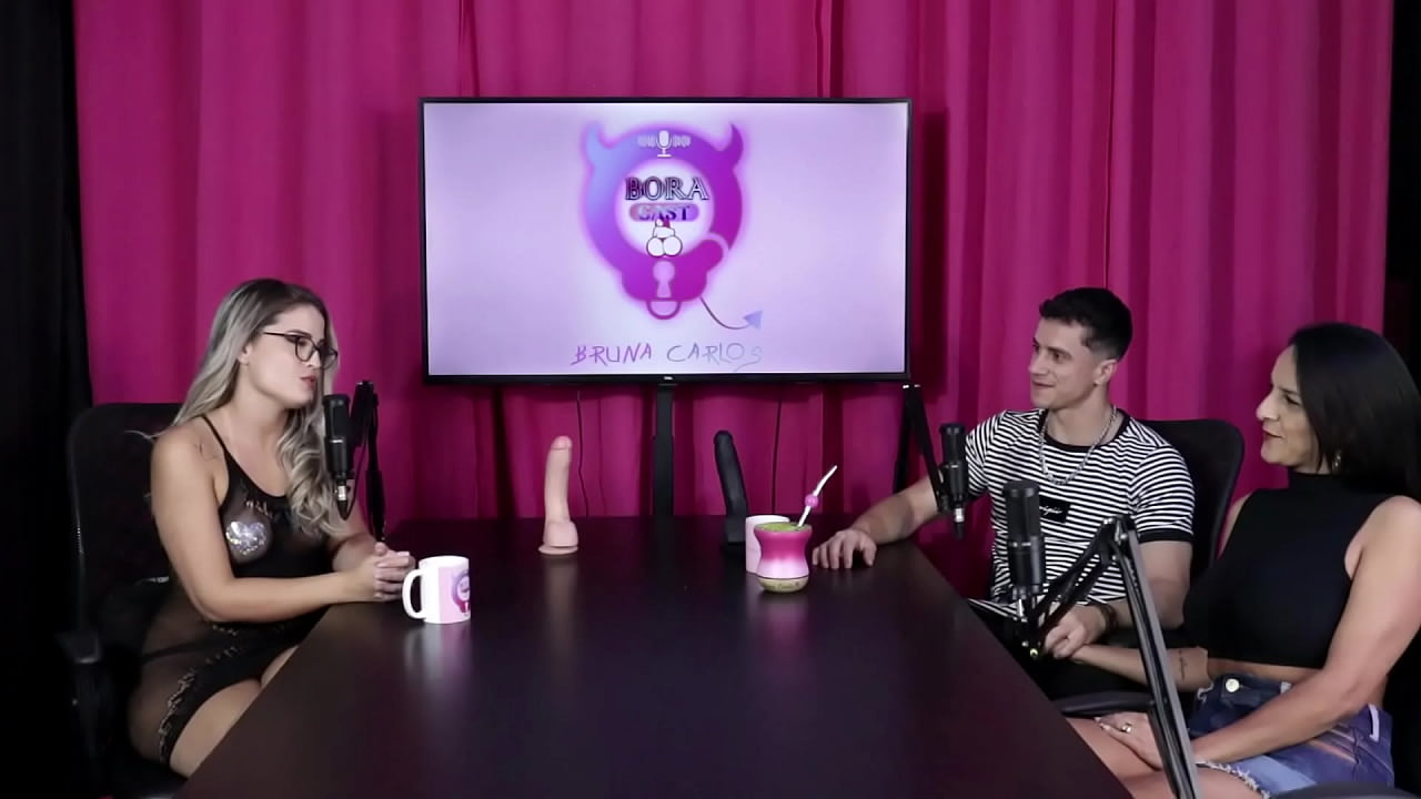 &Eacute; poliamorista, e gosta de um menage, mas ainda tem alguns obst&aacute;culos a serem vencidos - Dig&atilde;o da Ilha (SHEER/RED)