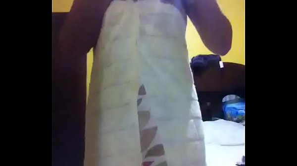 Me mandan un video hot de una zorra caliente