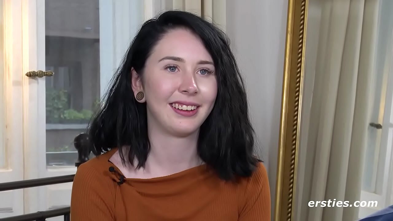 Joana Masturbates In Her First Time On Camera