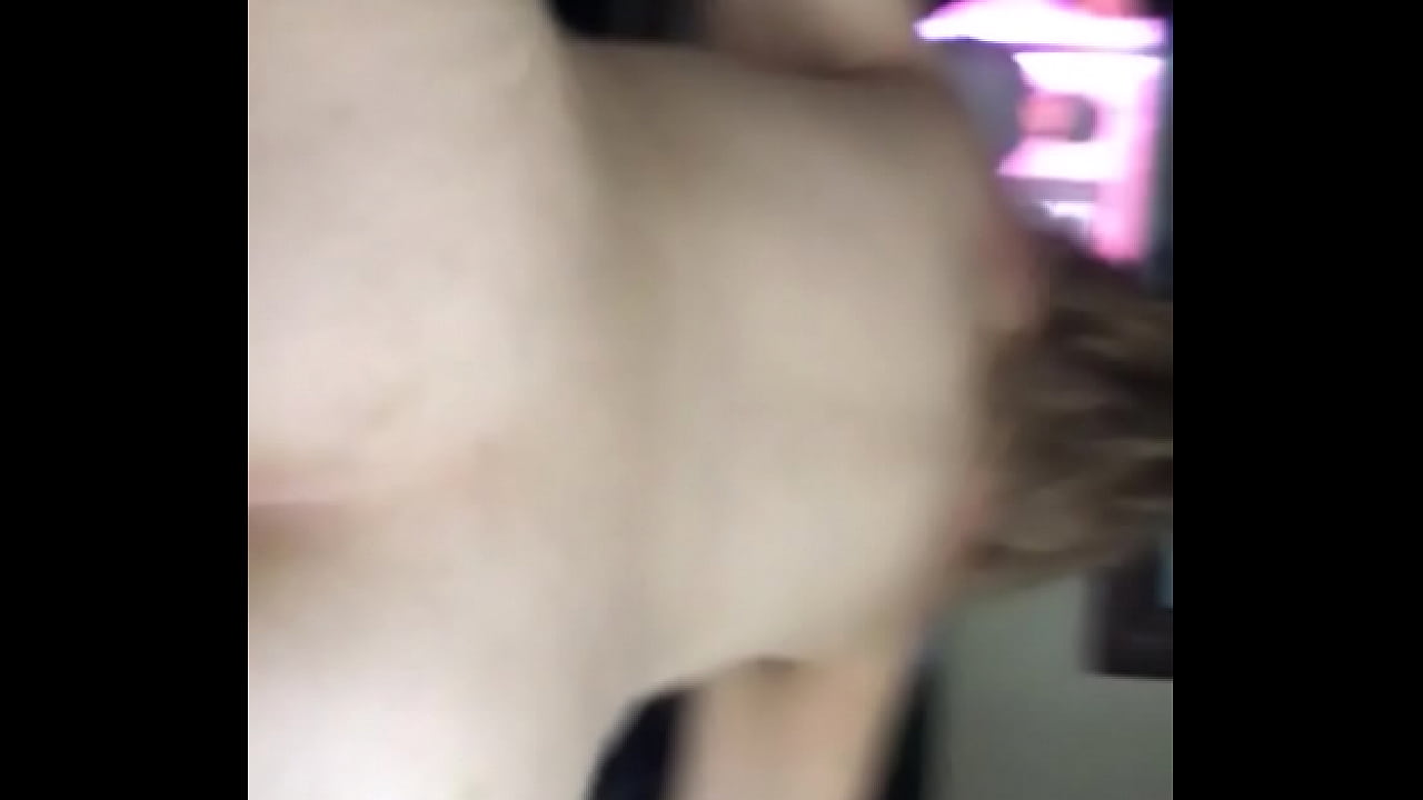 Pawg twerking on bbc