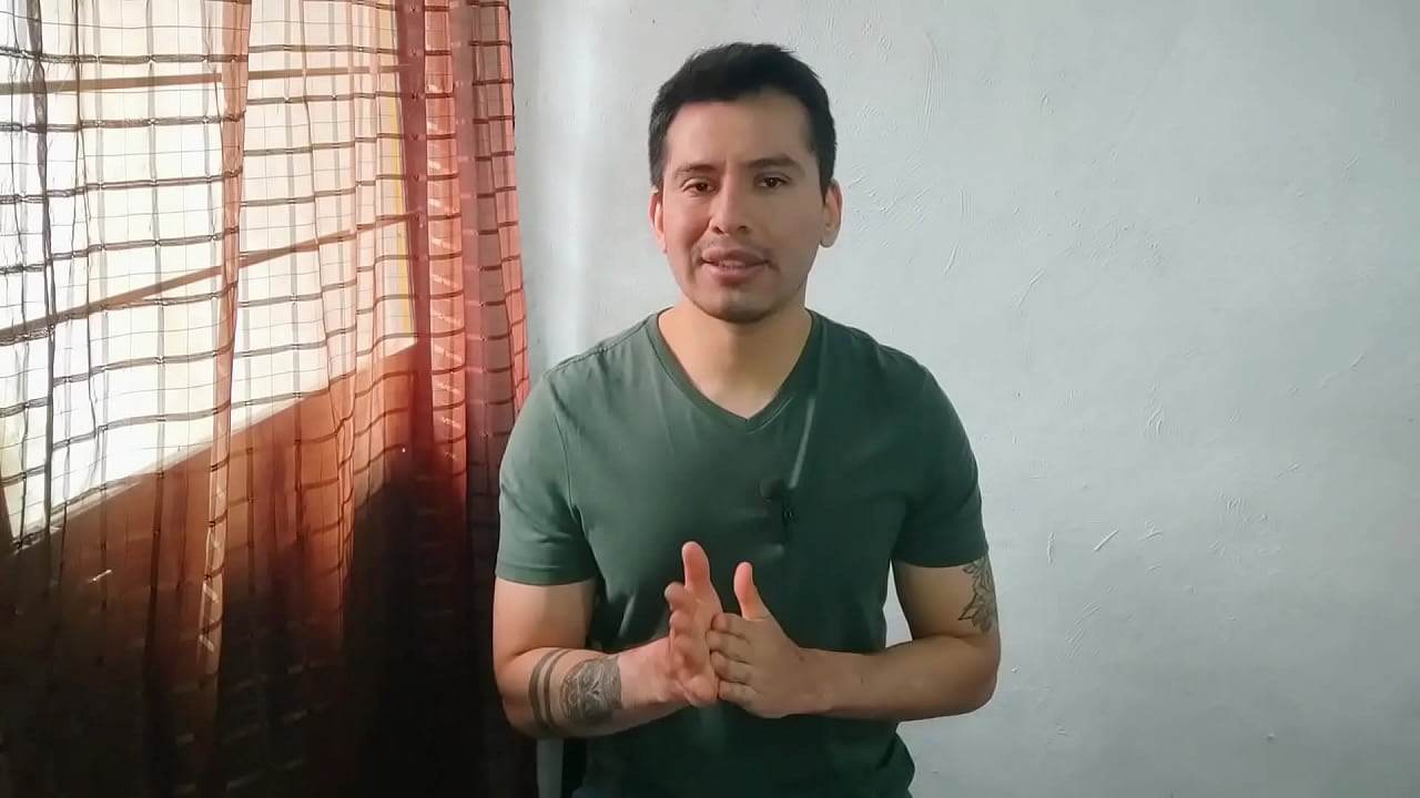 macho maduro se vuelve el culo y la verga de un taxista curioso