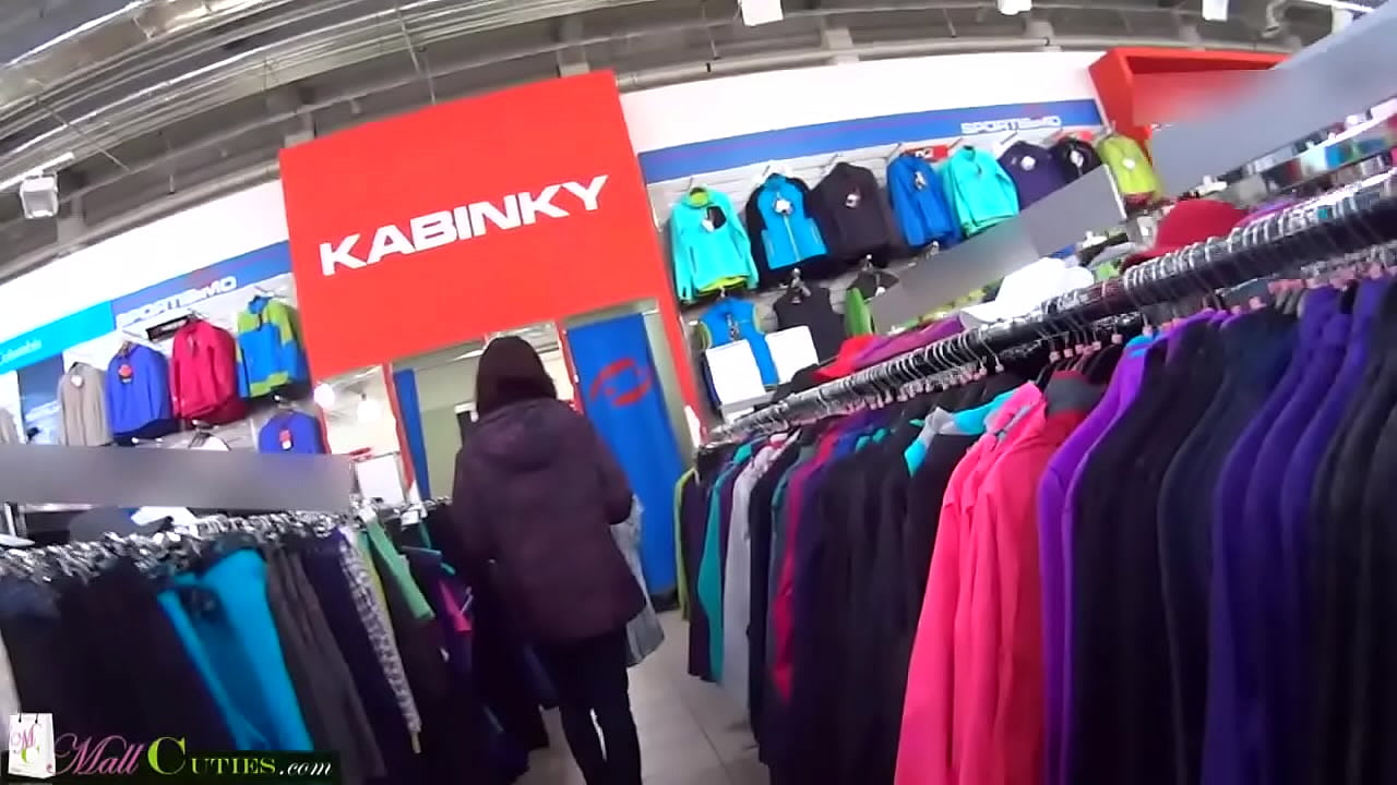 Mall public cuties mirka