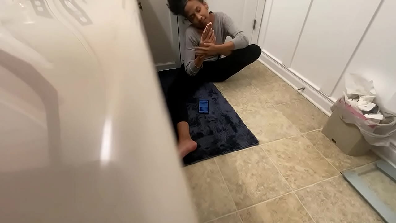 Self foot worship sexy