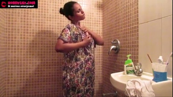 Indian Aunty Shower