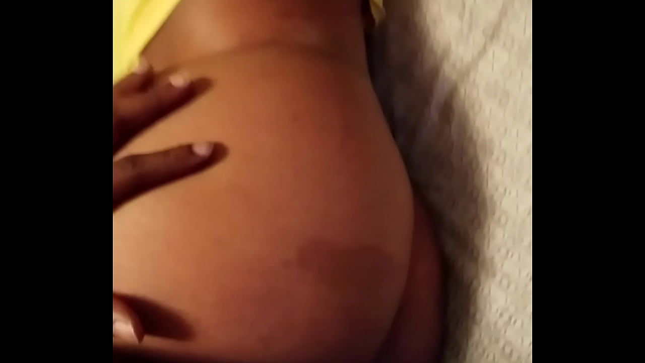 Piping big booty thot