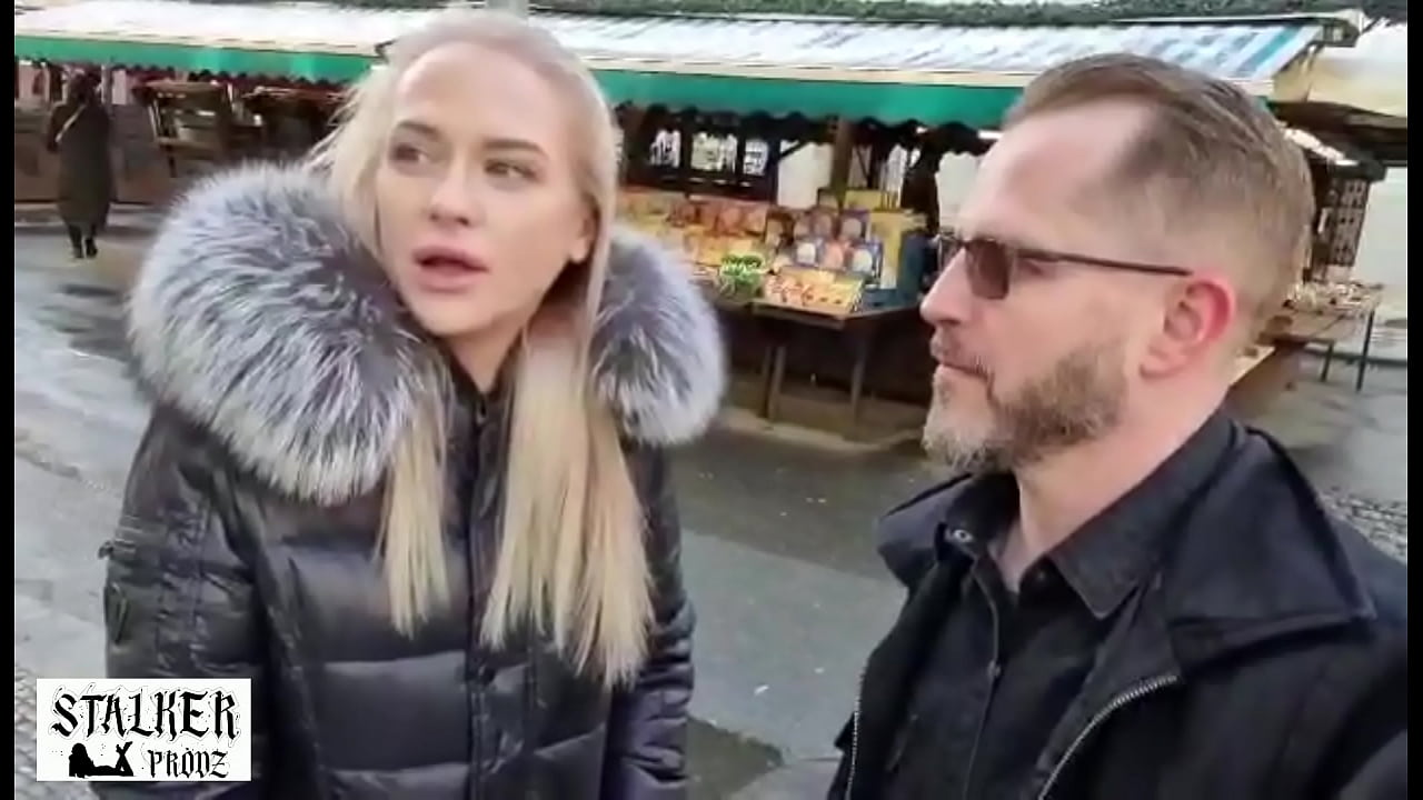 Vinna Reed deep anal and deepthroat session with nasty tourist