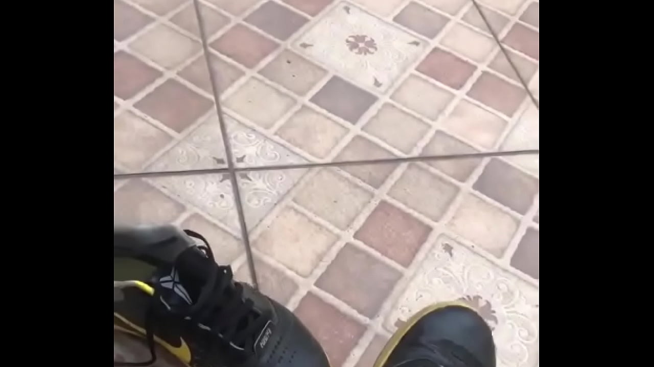 Quem curte p&eacute;s a&iacute;?#malefeet #feetboy #masterfeet #boy #cashslave #masterslave #master #gayhot #findom #Rtalphas #humana...