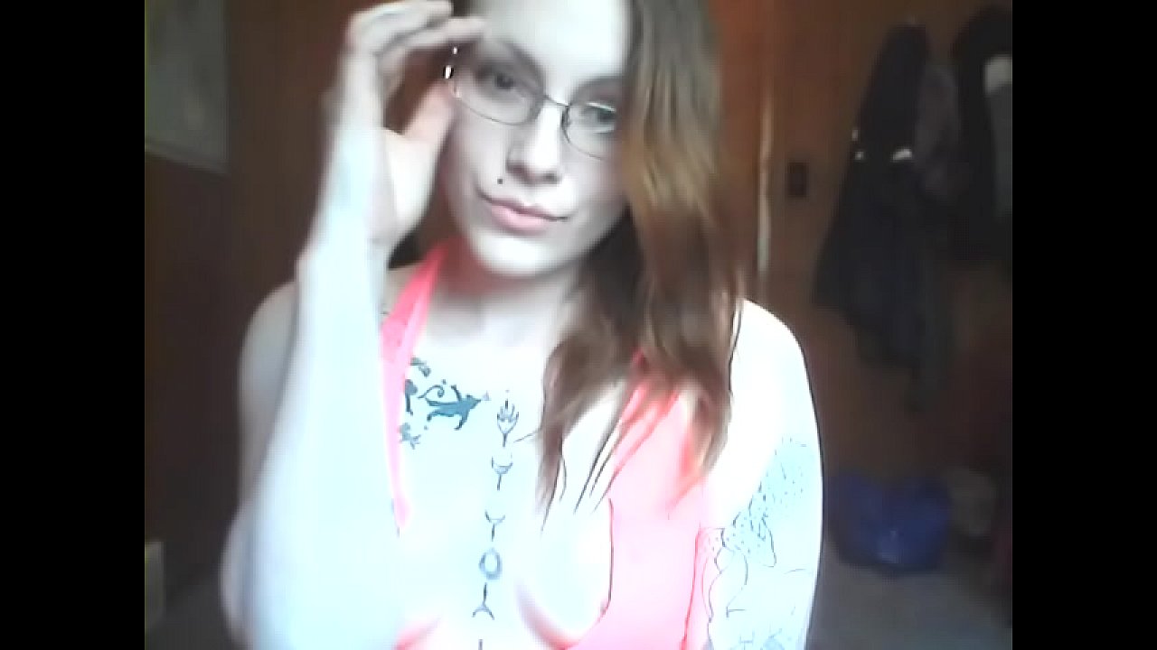 Desperate Redhead gets off Masturbating with Brush