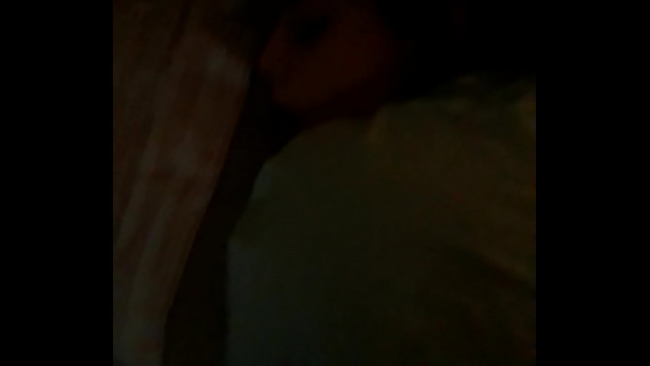 con mi ex, la tetona.