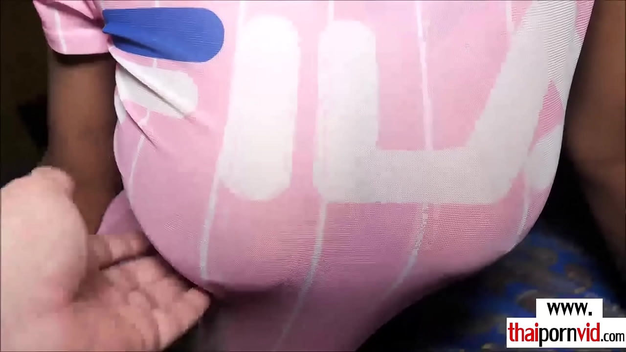 Big tits amateur asian hottie gives titty fuck