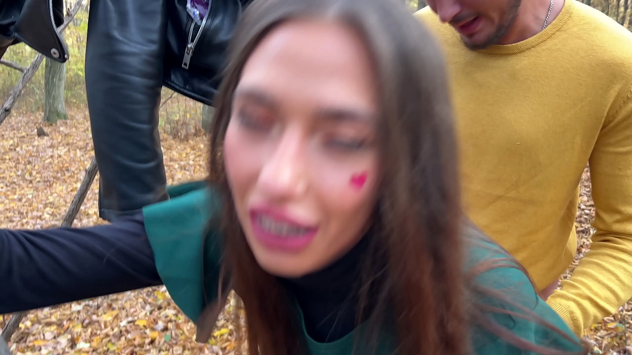 Traveling & fucking, Adventure&rsquo;s Best by Laura Quest | S01E02 (Part 1)