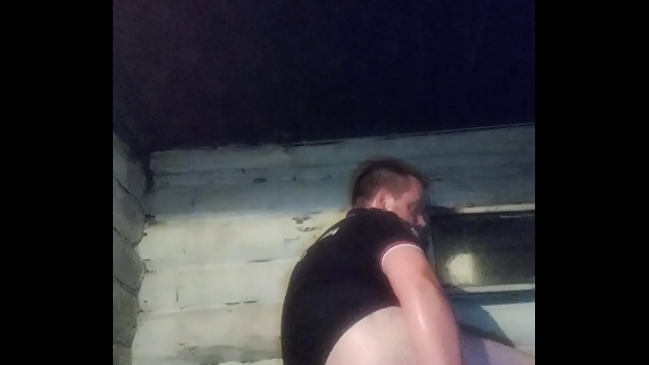 Круглая аппетитная жопа любит глубокий анальный трах!