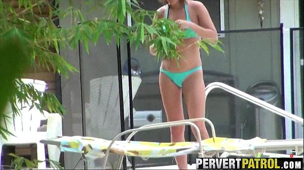 Pool babe fucks outside.1