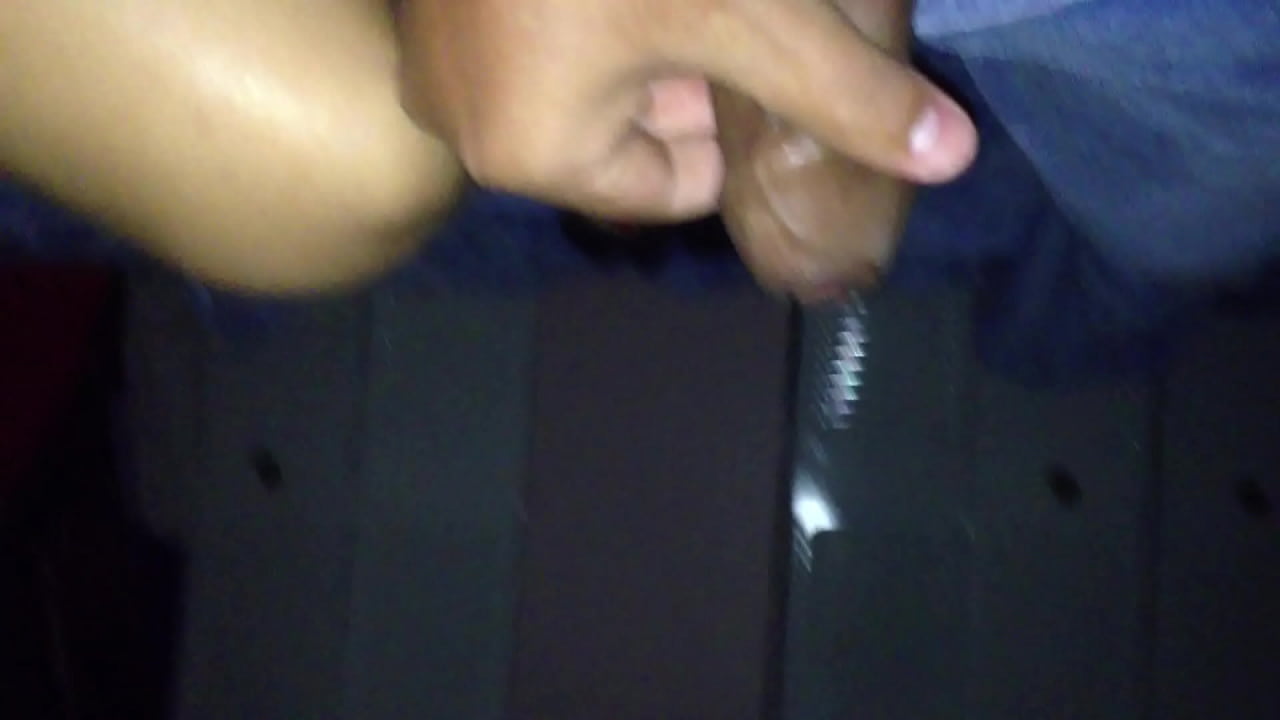 ESPOSA MASTURBANDOSE  PIDIENDO OTRA PINGA.