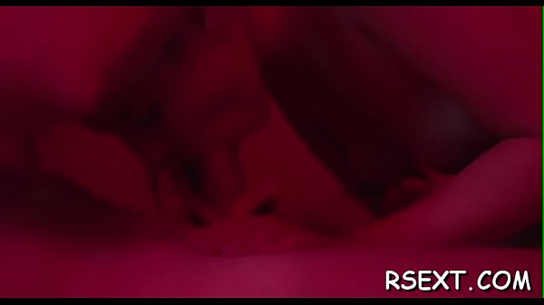 Sexy tattooed babe gives head