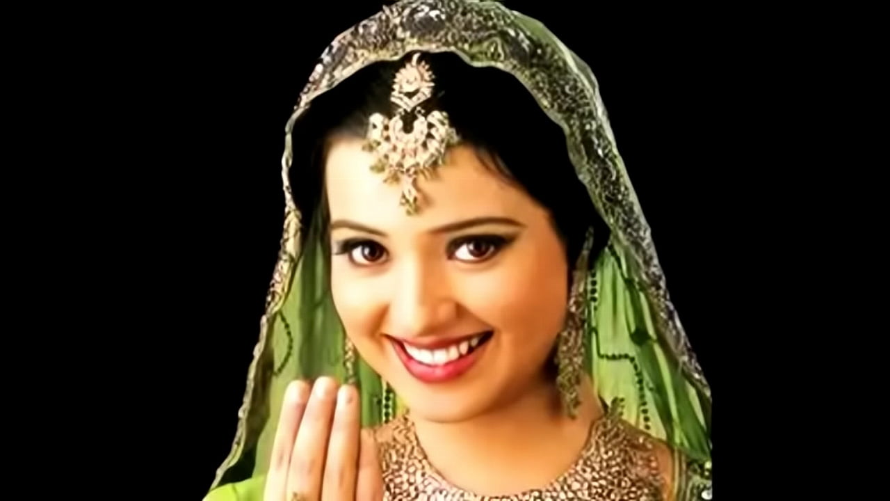 Hot Pakistani Mujra at Indian Gujjar Weddings