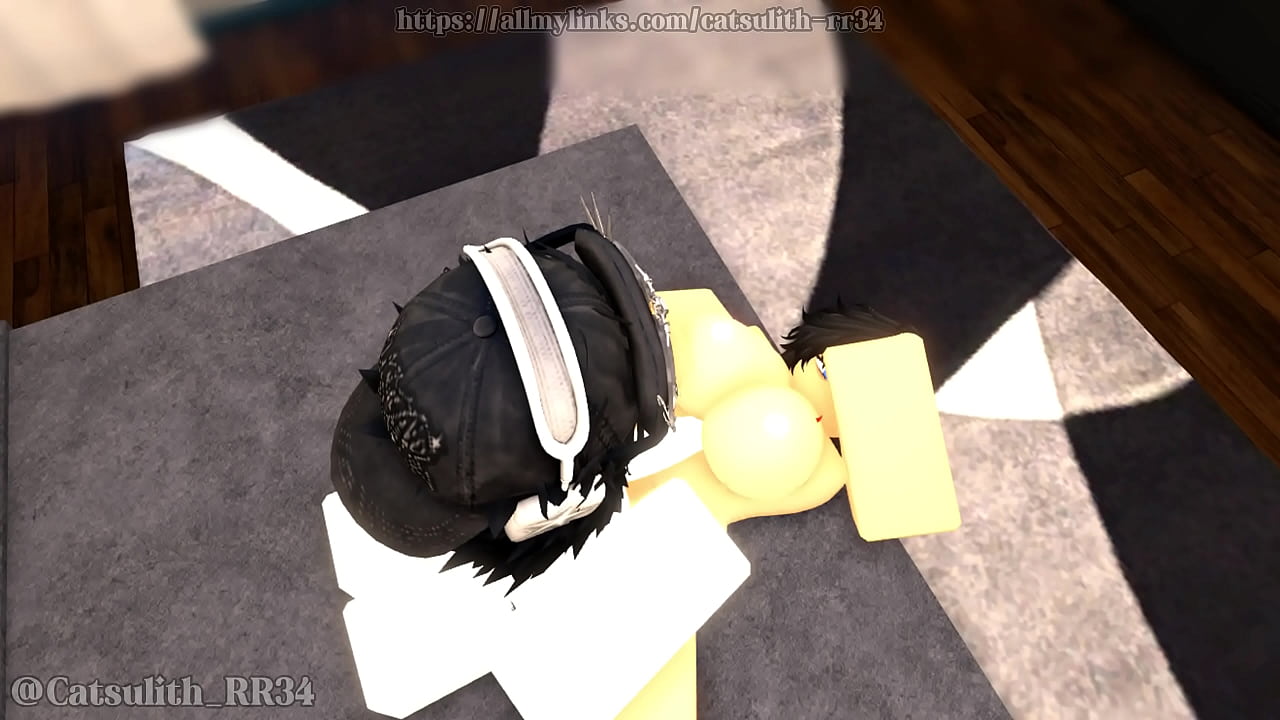 Fucked eachother in a small hotel | Short