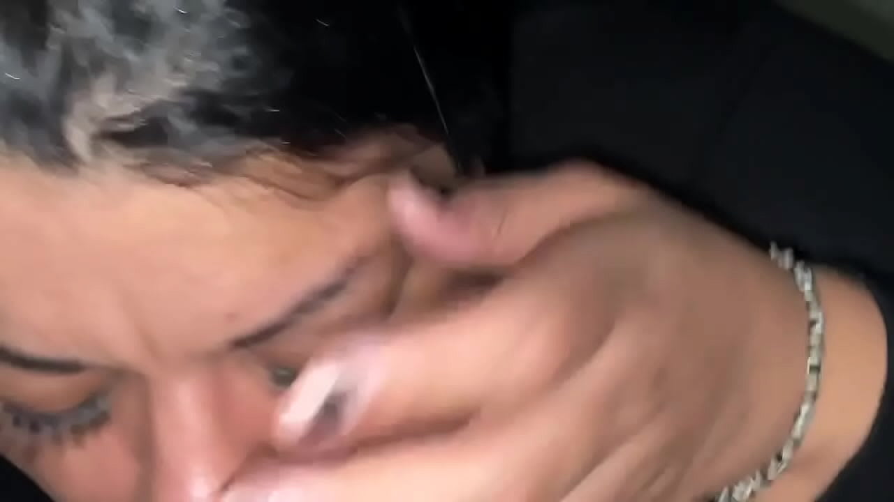 Husband can&rsquo;t satisfy his wife so when he leaves for work she calls cholo SWAGG