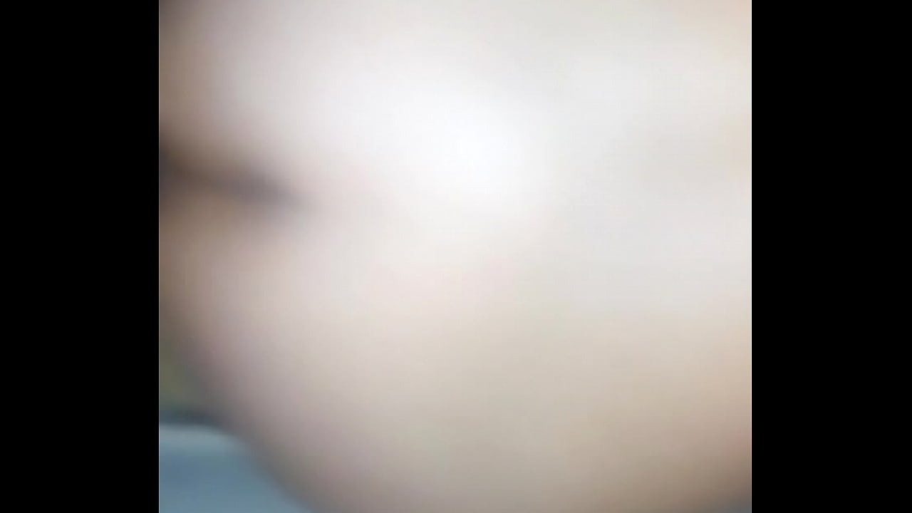 Le saco la caca por la cojida anal