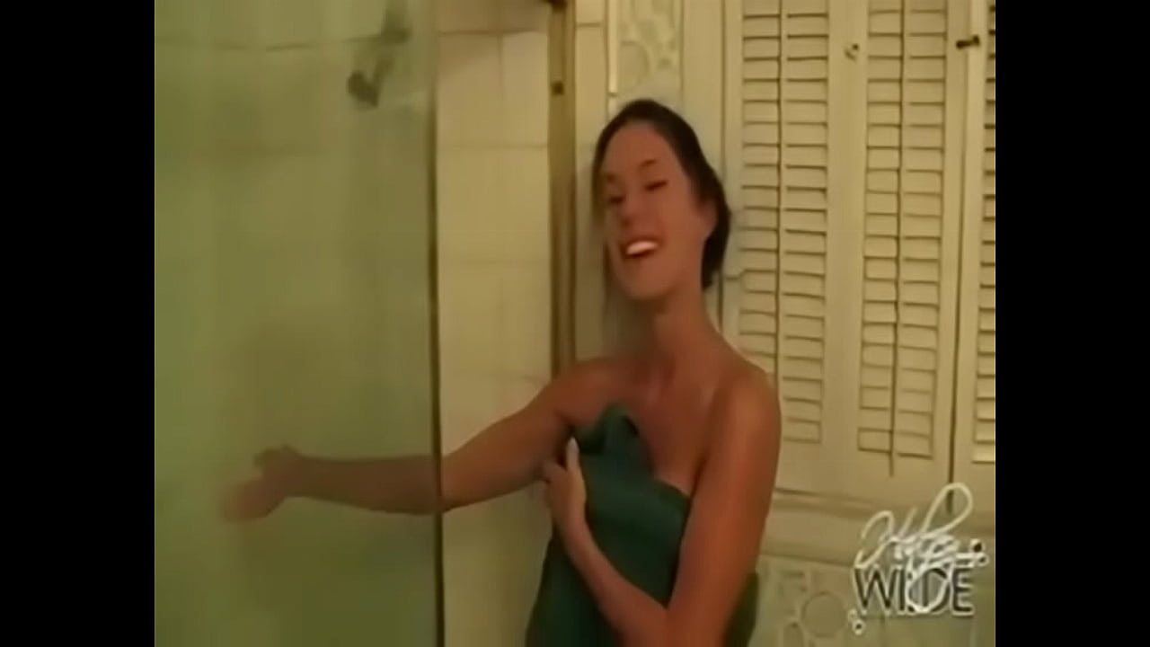 Amateur Slut Haley Wilde - Shower Fuck
