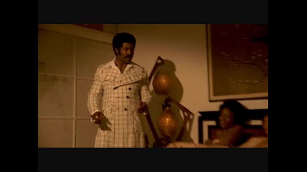 Louis Mackey - Margarita Levieva