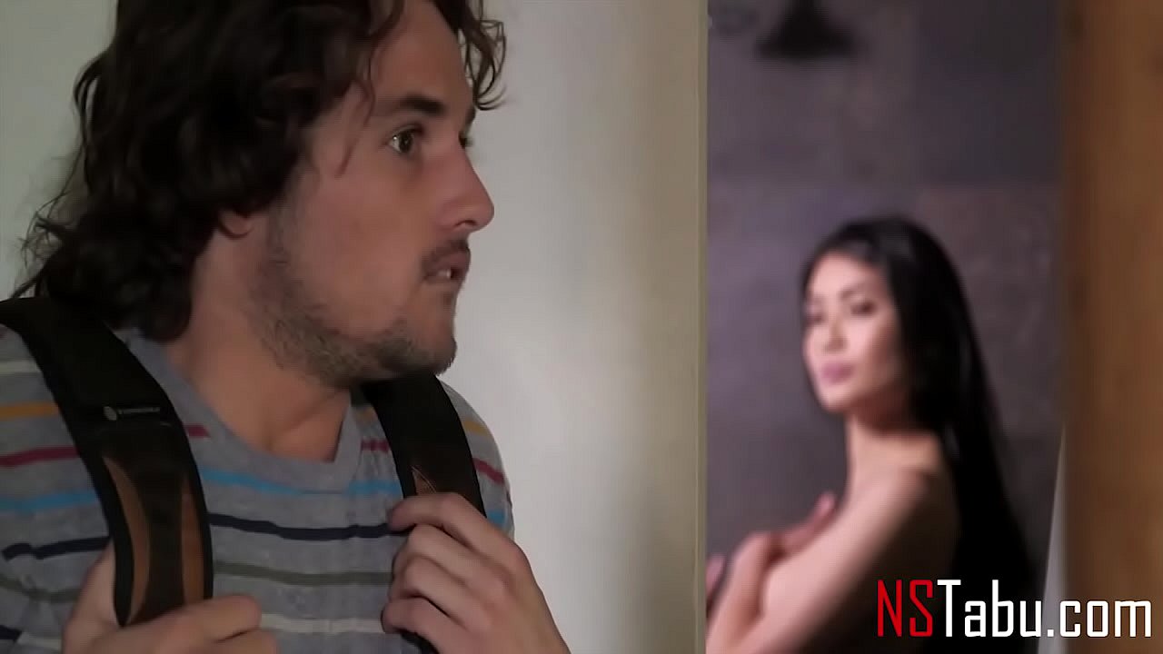 Hot Stepsis Confronts Her Super Awkward Stepbro And FUCK HIM HARD