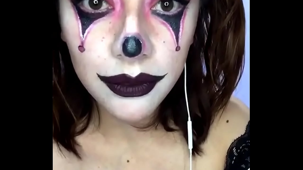 Noche de M&aacute;scara con CECY