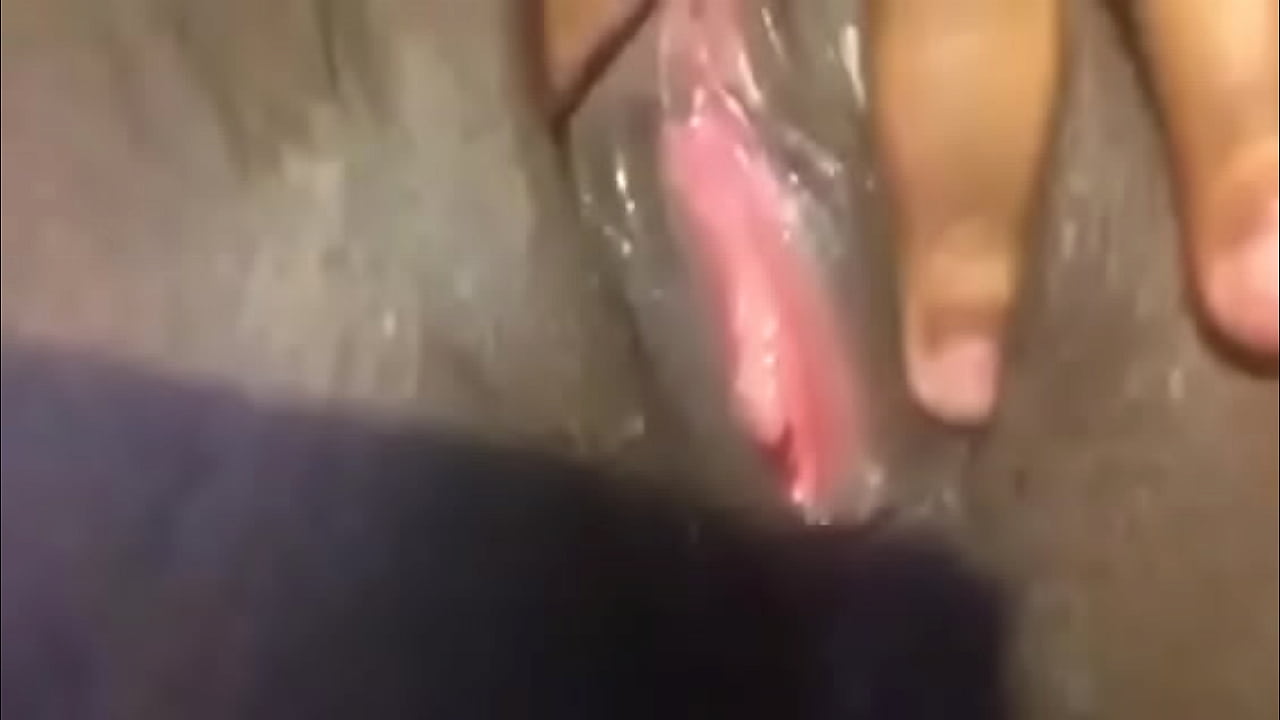 Play w pussy For T-Rich